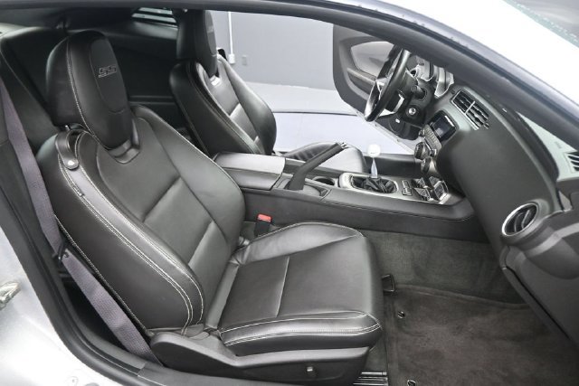 Used 2010 Chevrolet Camaro SS w/ RS Package RWD image 14