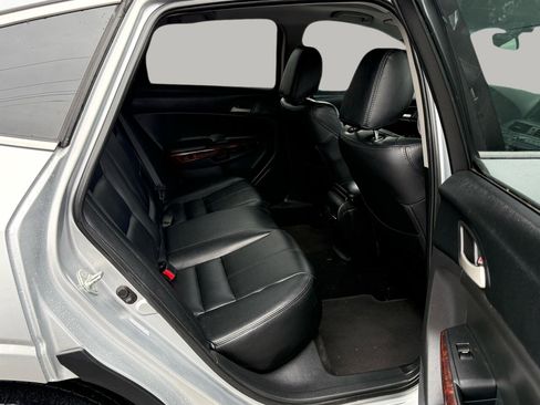 Used 2010 Honda Crosstour EX image 25