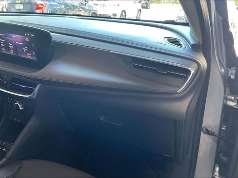 Used 2025 Buick Encore GX Preferred FWD image 25