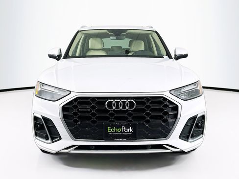 Used 2021 Audi Q5 e Premium w/ Convenience Package image 2