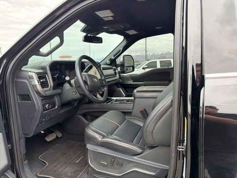 Used 2024 Ford F350 Platinum w/ Tremor Off-Road Package AWD/4WD image 24