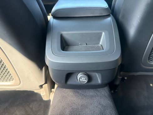 Used 2019 Volvo S60 T6 Momentum w/ Multimedia Package AWD/4WD image 24