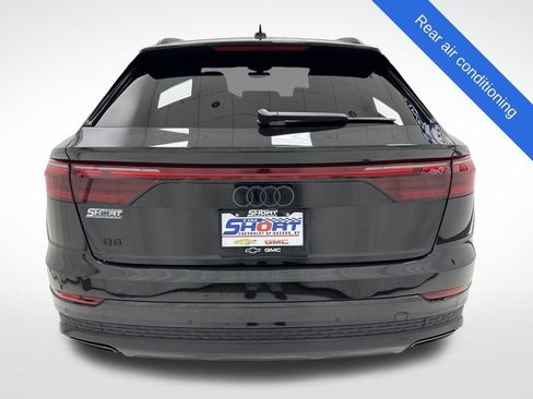 Used 2025 Audi Q8 Premium Plus image 5