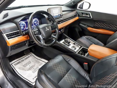 Used 2022 Mitsubishi Outlander SEL FWD image 14
