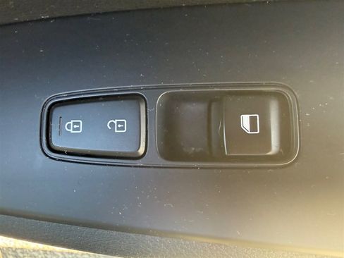 Used 2020 Kia Forte LXS image 26