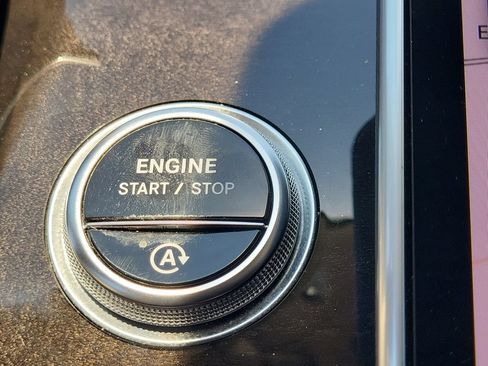 Used 2023 Mercedes-Benz S 500 4MATIC image 31