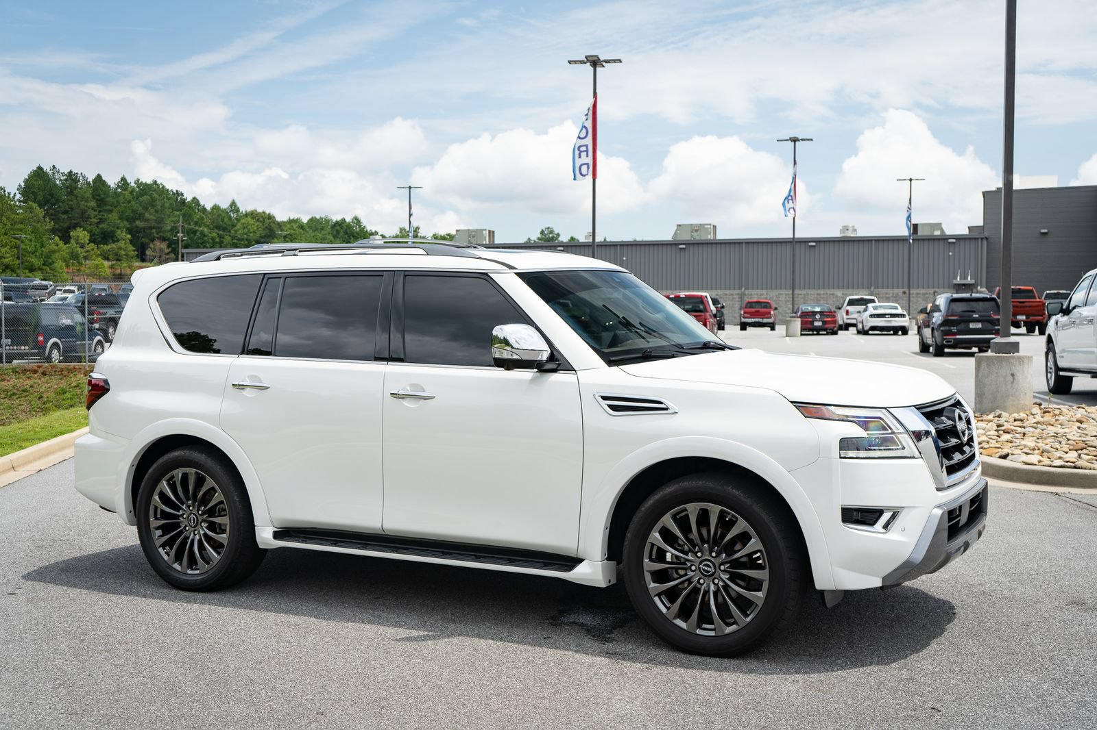Used 2024 Nissan Armada Platinum w/ Cargo Package RWD image 12