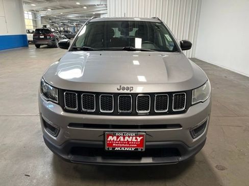 Used 2018 Jeep Compass Sport AWD/4WD image 8