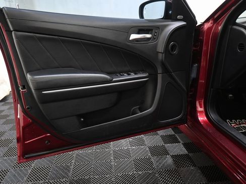Used 2019 Dodge Charger R/T w/ Plus Group image 23