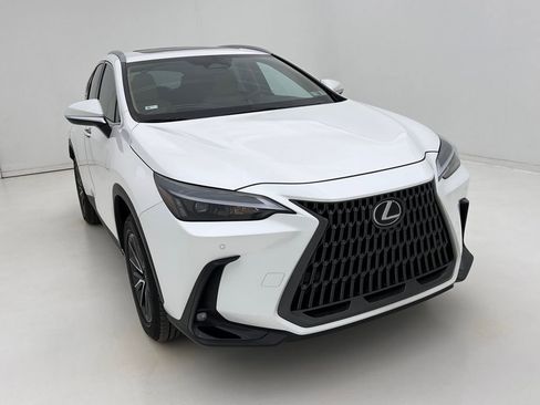 Used 2025 Lexus NX 350 AWD w/ Accessory Package (2T) image 7