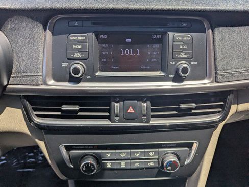 Used 2016 Kia Optima LX FWD image 18