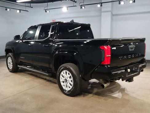 Used 2024 Toyota Tacoma SR5 RWD image 5