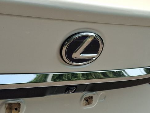 Used 2020 Lexus ES 300h w/ Premium Package FWD image 29