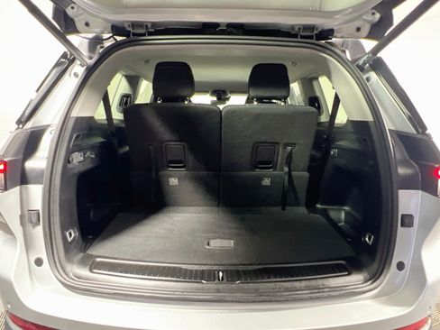 Used 2022 Jeep Grand Cherokee L Laredo w/ Luxury Tech Group I RWD image 33