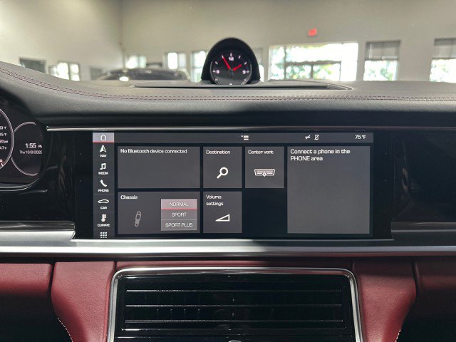 Used 2018 Porsche Panamera 4 AWD/4WD image 61