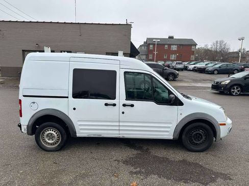 Used 2011 Ford Transit Connect XLT image 4