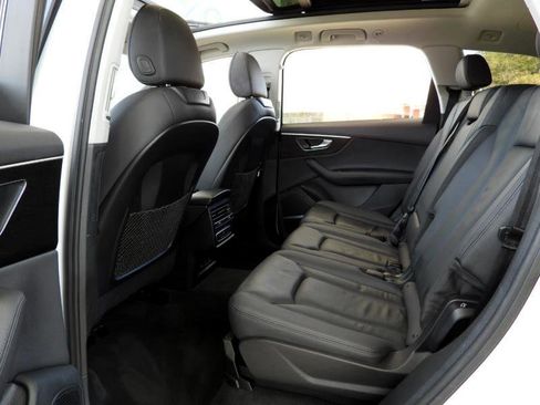 Used 2023 Audi Q7 3.0T Premium Plus w/ Premium Plus Package image 37