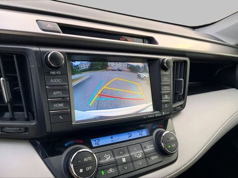 Used 2017 Toyota RAV4 XLE FWD image 28