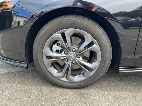 Used 2025 Honda Accord EX-L image 10