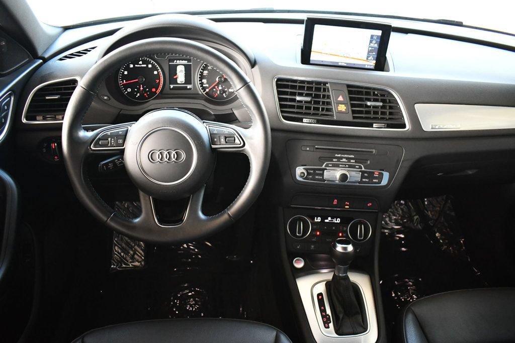 Used 2018 Audi Q3 2.0T Premium Plus w/ Premium Plus Package AWD/4WD image 46