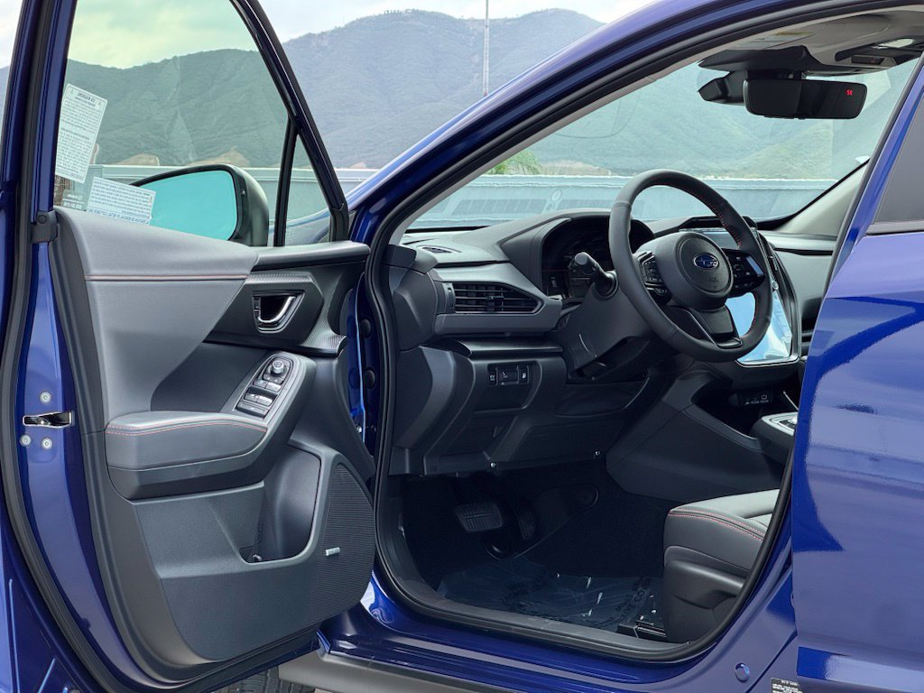 New 2026 Subaru Crosstrek 2.5i Limited AWD/4WD image 6