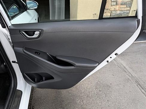 Used 2018 Hyundai Ioniq Limited FWD image 28
