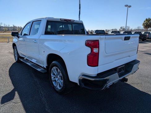 Used 2025 Chevrolet Silverado 1500 LTZ image 7