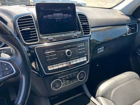 Used 2018 Mercedes-Benz GLS 550 4MATIC image 14