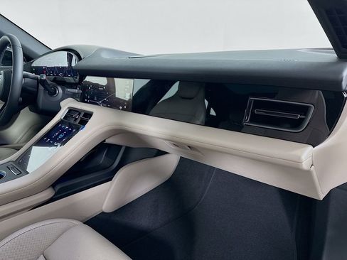 Certified 2025 Porsche Taycan image 30