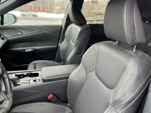 New 2026 Lexus RX 450h AWD image 8