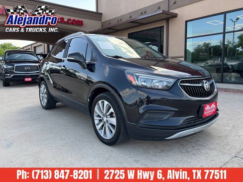 Used 2018 Buick Encore Preferred FWD image 1
