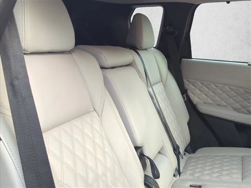 Used 2023 Mitsubishi Outlander SEL image 22