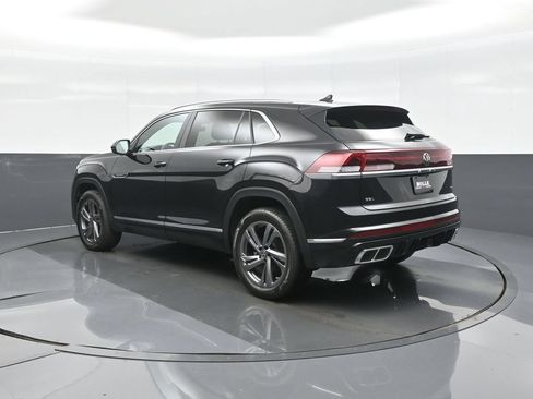 Used 2024 Volkswagen Atlas Cross Sport SEL R-Line AWD/4WD image 5