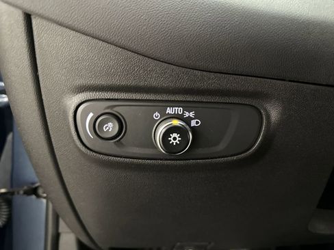 Used 2024 Chevrolet Equinox LT AWD/4WD image 48