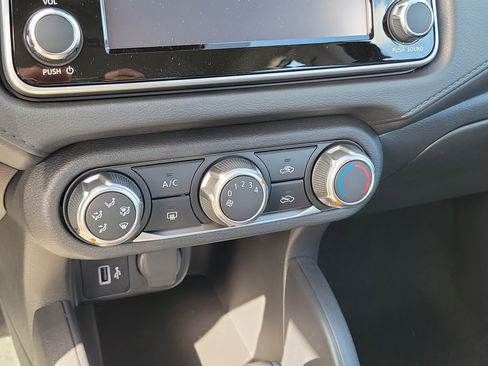 New 2025 Nissan Versa S w/ Trunk Package image 15