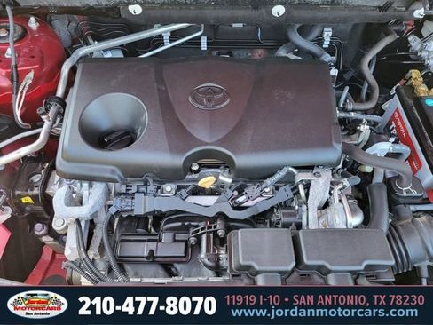 Used 2019 Toyota RAV4 LE FWD image 30
