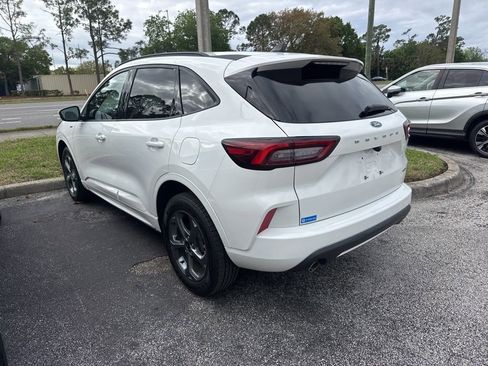 Certified 2024 Ford Escape ST-Line Select image 11