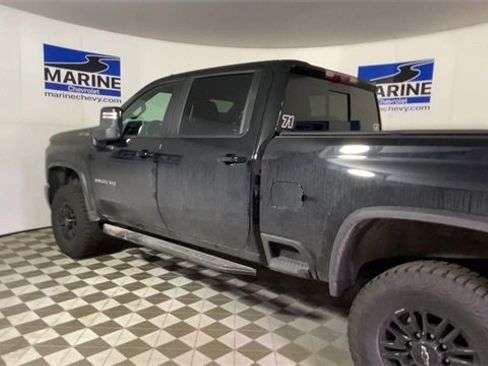 Certified 2025 Chevrolet Silverado 2500 ZR2 w/ Technology Package image 8