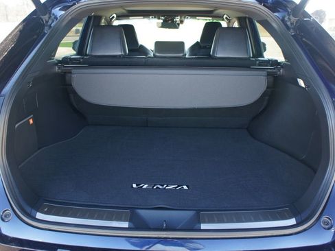 Used 2021 Toyota Venza Limited w/ Advanced Technology Package image 20