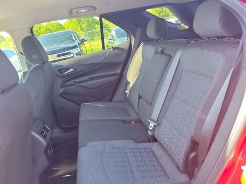 Certified 2023 Chevrolet Equinox LT FWD image 30