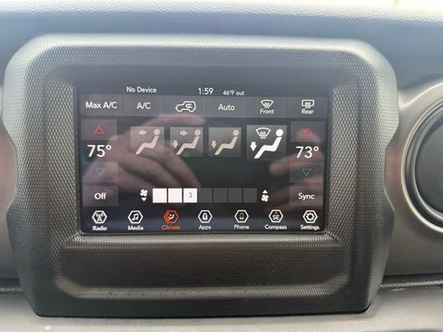 Certified 2022 Jeep Wrangler Sport AWD/4WD image 20