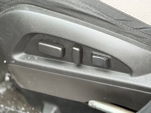 Used 2013 Chevrolet Equinox LT w/ Driver Convenience Package image 6