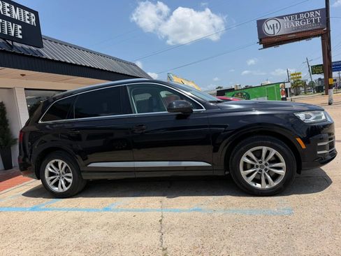Used 2017 Audi Q7 2.0T Premium AWD/4WD image 4