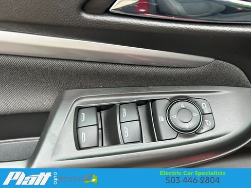 Used 2023 Chevrolet Bolt EUV LT w/ Driver Confidence Package FWD image 21