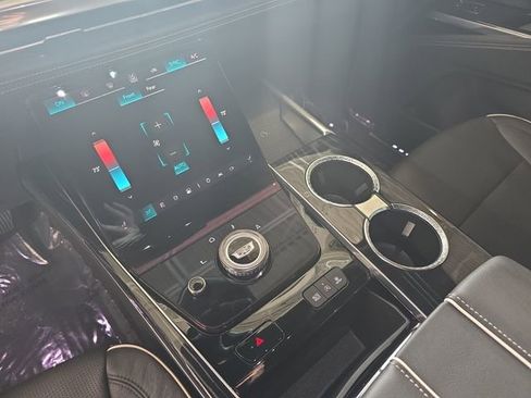 Certified 2025 Cadillac Escalade Sport AWD/4WD image 26