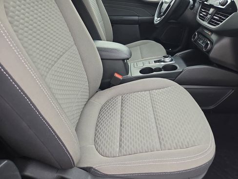 Used 2022 Ford Escape SE w/ Convenience Package image 19