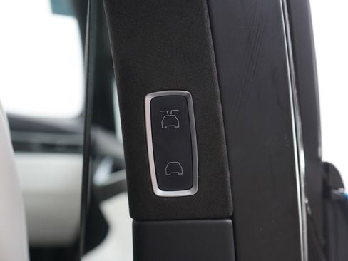 Used 2017 Tesla Model X P100D image 17