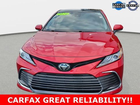 Used 2024 Toyota Camry XLE image 2