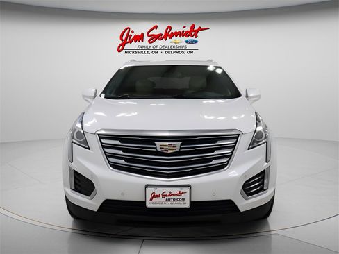 Used 2018 Cadillac XT5 Luxury image 3
