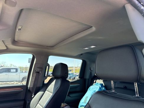 Used 2023 GMC Sierra 1500 Denali w/ Technology Package image 12